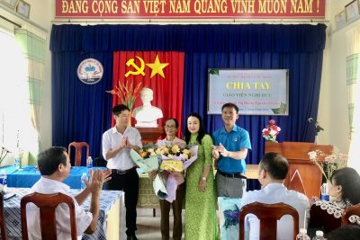 Chia tay Giáo viên nghỉ hưu năm 2024